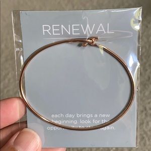 Origami owl Core Collection NWT Bangle Bracelet